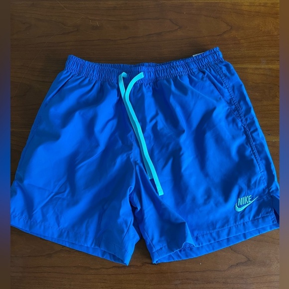 Nike Sportswear Woven Flow Shorts Men's Blue new with tags DR5678-403 - Picture 1 of 5